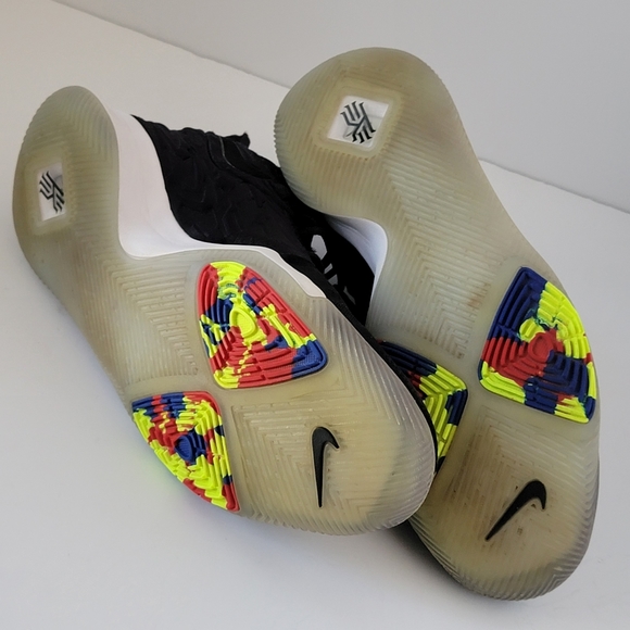 Nike Kyrie 3Black Multi-Color 852395-009 (Men's size 11) - Picture 5 of 6